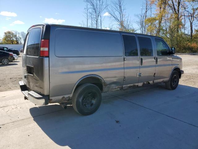 1GCHG39K681122985 - 2008 CHEVROLET EXPRESS G3 GRAY photo 3