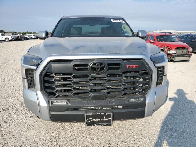 5TFLA5DB3RX169663 - 2024 TOYOTA TUNDRA CREWMAX SR SILVER photo 5