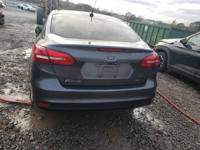 1FADP3F27JL226517 - 2018 FORD FOCUS SE GRAY photo 6