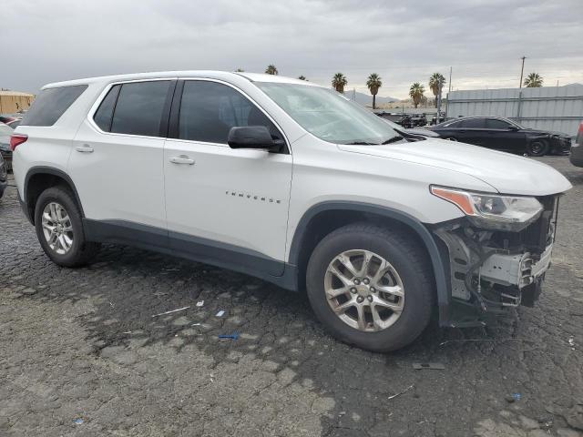 1GNEREKW0KJ304816 - 2019 CHEVROLET TRAVERSE L WHITE photo 4