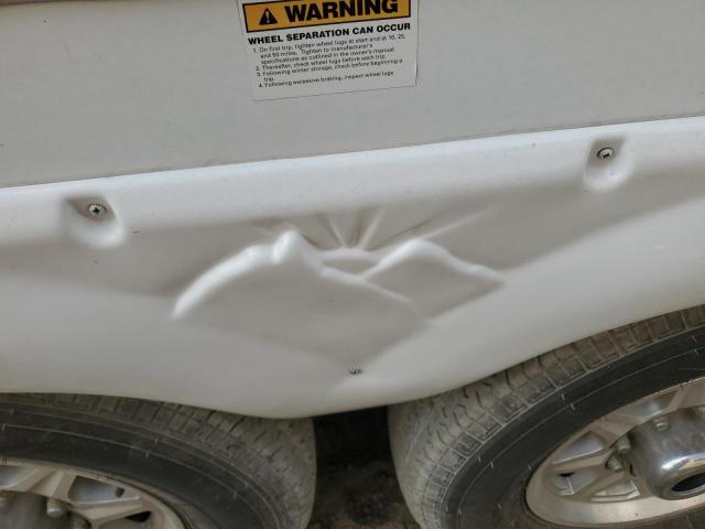 4YDF37522B4702933 - 2011 KEYSTONE MONTANA 白色 照片 9