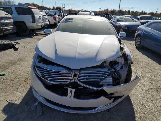 3LN6L2GK9FR603117 - 2015 LINCOLN MKZ WHITE photo 5