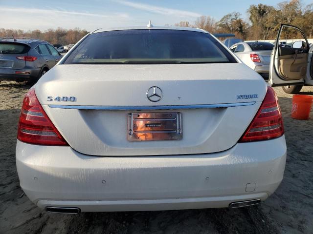 WDDNG9FB5AA302576 - 2010 MERCEDES-BENZ S 400 WHITE photo 6