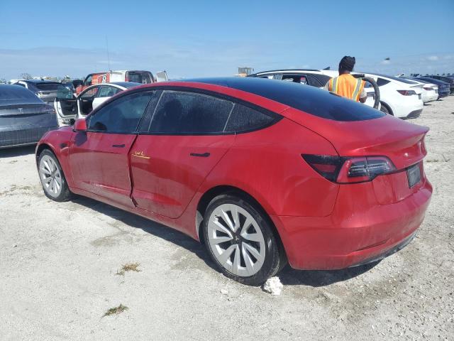 5YJ3E1EB1NF328695 - 2022 TESLA MODEL 3 RED photo 2