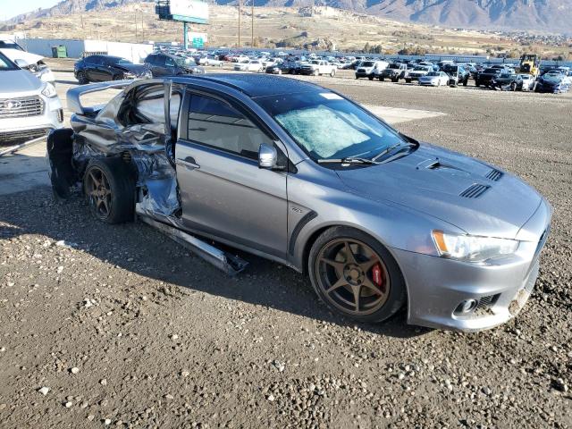 JA32W7FV2FU027851 - 2015 MITSUBISHI LANCER EVOLUTION GRAY photo 4