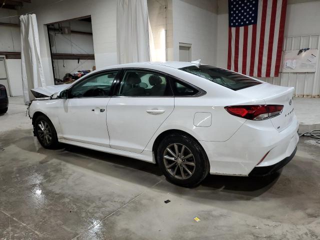 5NPE24AF4JH705771 - 2018 HYUNDAI SONATA SE WHITE photo 2