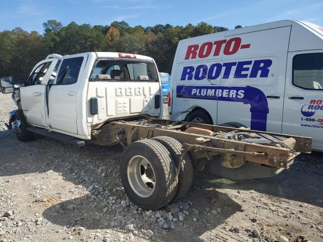 1GB4CZC81FF565138 - 2015 CHEVROLET SILVERADO C3500 LT WHITE photo 2