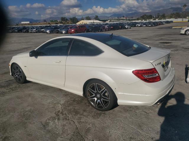 WDDGJ4HBXEG265344 - 2014 MERCEDES-BENZ C 250 WHITE photo 2