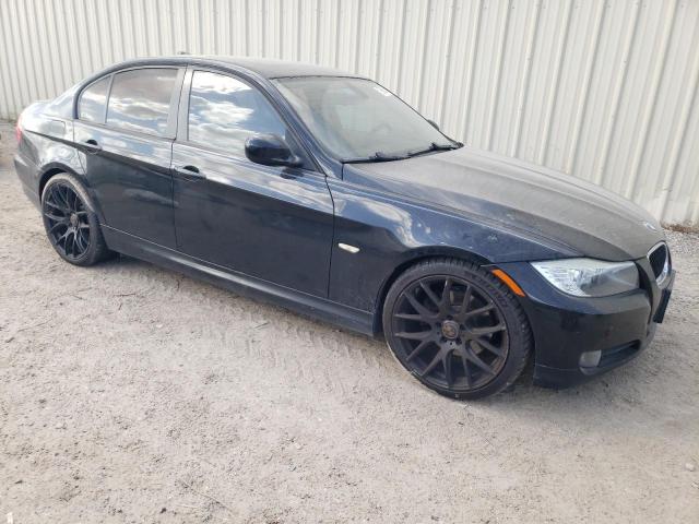 WBAPH77599NM46677 - 2009 BMW 328 I BLACK photo 4