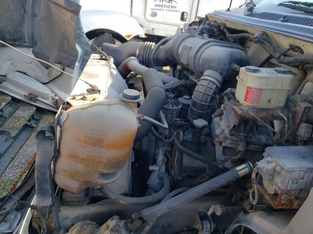 3FRNF65C15V152526 - 2005 FORD F650 SUPER DUTY WHITE photo 12