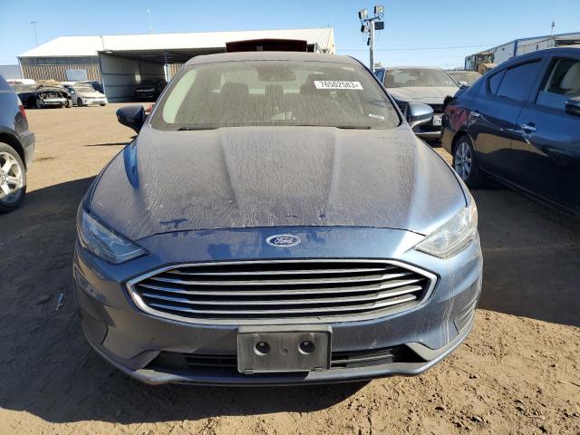 3FA6P0LU1KR104400 - 2019 FORD FUSION SE BLUE photo 5