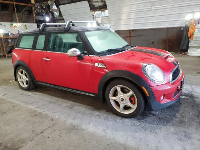 WMWMM33569TP73692 - 2009 MINI COOPER S CLUBMAN RED photo 4