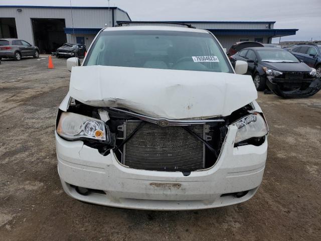 2A4RR5D16AR152976 - 2010 CHRYSLER TOWN & COU TOURING თეთრი ფოტო 5