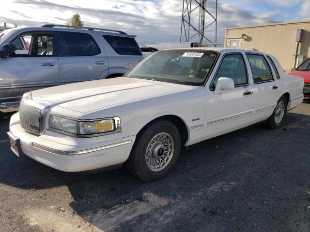 1LNLM81W6VY728333 - 1997 LINCOLN TOWN CAR EXECUTIVE WHITE photo 1