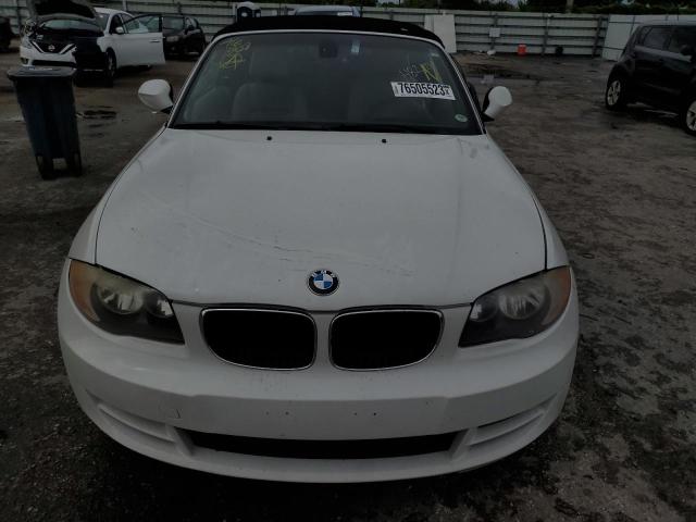 WBAUN1C56AVH82101 - 2010 BMW 128 I WHITE photo 5