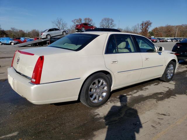 1G6KD57Y78U211080 - 2008 CADILLAC DTS WHITE photo 3