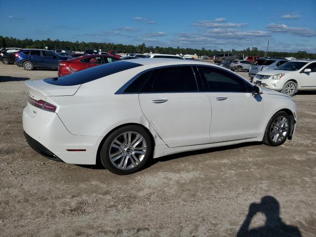 3LN6L2LU8ER806683 - 2014 LINCOLN MKZ HYBRID WHITE photo 3