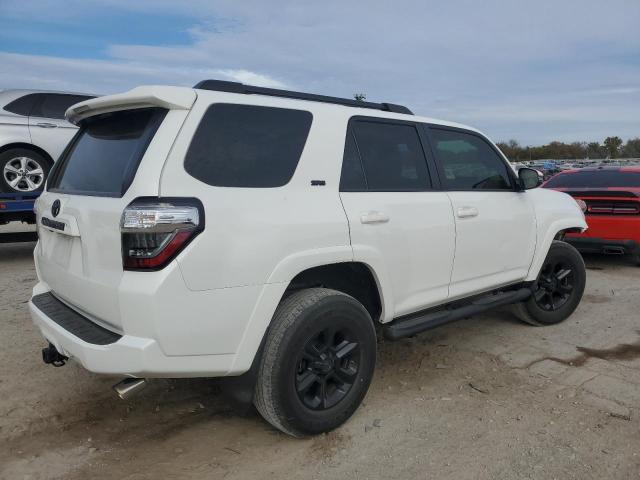 JTEBU5JR8J5558587 - 2018 TOYOTA 4RUNNER SR5/SR5 PREMIUM 白色 照片 3