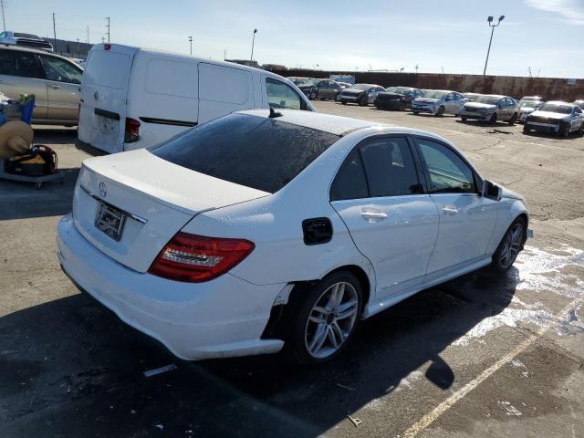 WDDGF4HB6EA950235 - 2014 MERCEDES-BENZ C 250 WHITE photo 3