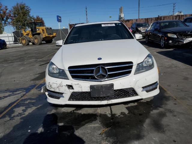 WDDGF4HB6EA950235 - 2014 MERCEDES-BENZ C 250 WHITE photo 5