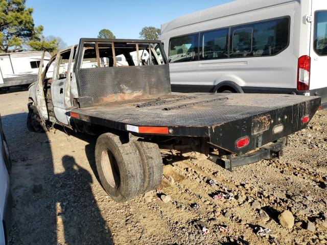 1GCJK33D07F134058 - 2007 CHEVROLET SILVERADO K3500 SILVER photo 2