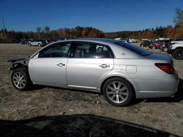 4T1BK36B36U136813 - 2006 TOYOTA AVALON XL SILVER photo 2