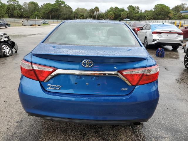 4T1BF1FK7HU626389 - 2017 TOYOTA CAMRY LE BLUE photo 6