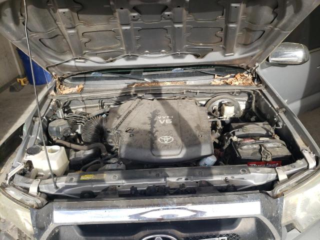 3TMJU4GN3FM179190 - 2015 TOYOTA TACOMA DOUBLE CAB PRERUNNER SILVER photo 11