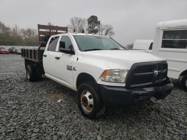 3C7WRTCLXJG335807 - 2018 RAM 3500 WHITE photo 4