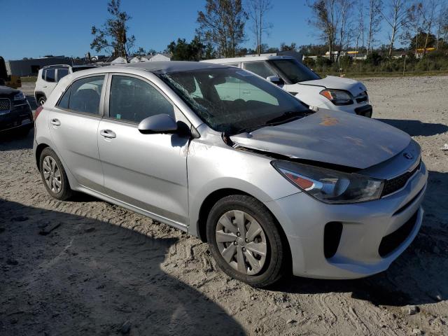 3KPA25AB2JE090398 - 2018 KIA RIO LX SILVER photo 4
