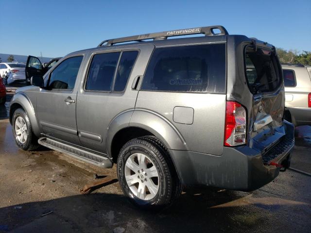 5N1AR18U06C660694 - 2006 NISSAN PATHFINDER LE GRAY photo 2