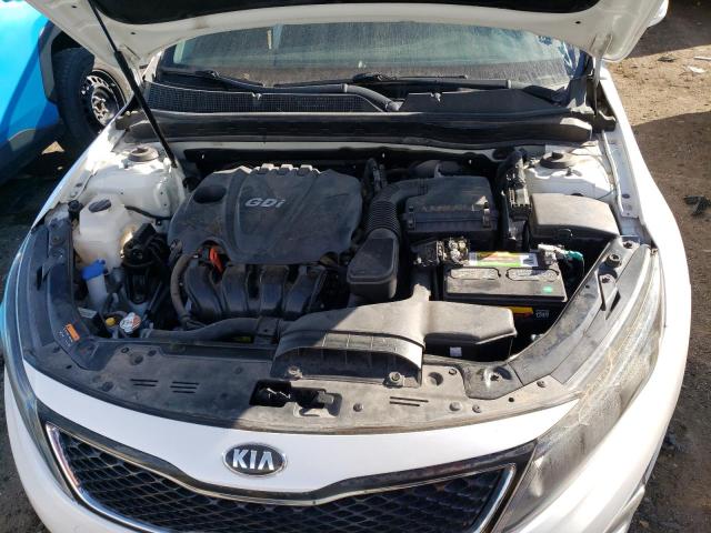 KNAGM4A75F5658203 - 2015 KIA OPTIMA LX WHITE photo 11