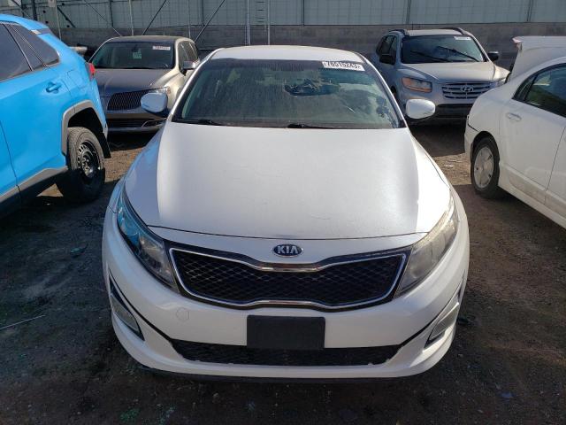 KNAGM4A75F5658203 - 2015 KIA OPTIMA LX WHITE photo 5