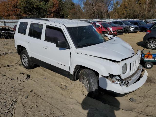 1C4NJPBB5GD732444 - 2016 JEEP PATRIOT SPORT WHITE photo 4