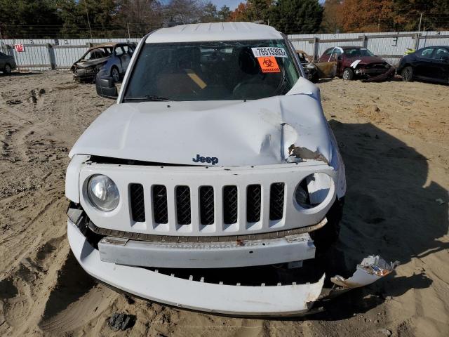 1C4NJPBB5GD732444 - 2016 JEEP PATRIOT SPORT WHITE photo 5