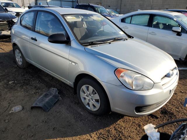 KMHCM36C08U074913 - 2008 HYUNDAI ACCENT GS GRAY photo 4