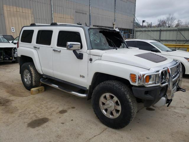 5GTEN13E288149939 - 2008 HUMMER H3 WHITE photo 4