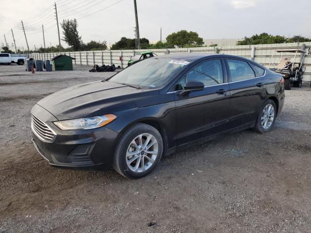 3FA6P0HD5KR171011 - 2019 FORD FUSION SE BLACK photo 1