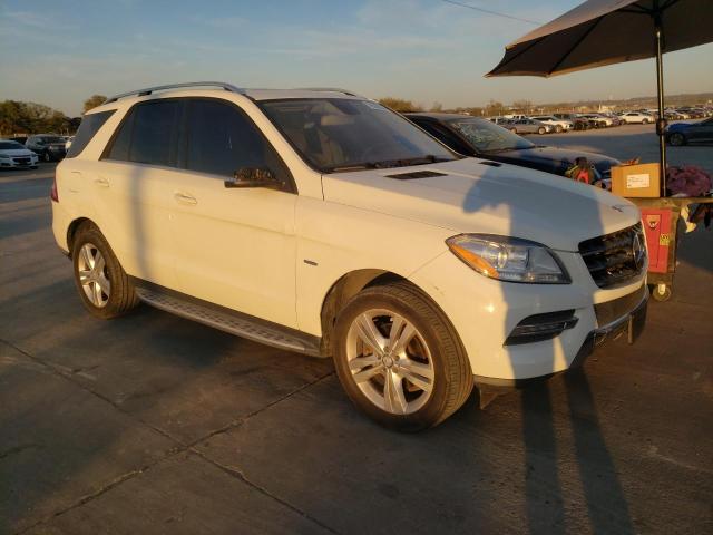 4JGDA5HB2CA053603 - 2012 MERCEDES-BENZ ML 350 4MATIC WHITE photo 4