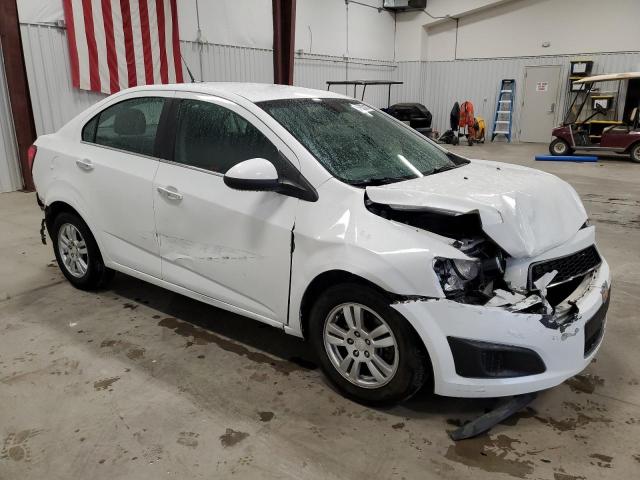 1G1JC5SH3D4113279 - 2013 CHEVROLET SONIC LT WHITE photo 4