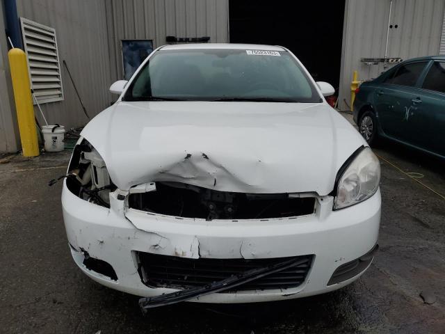 2G1WB5EK1A1247506 - 2010 CHEVROLET IMPALA LT WHITE photo 5