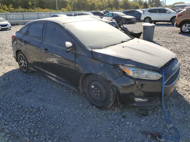 1FADP3F25FL321794 - 2015 FORD FOCUS SE BLACK photo 4