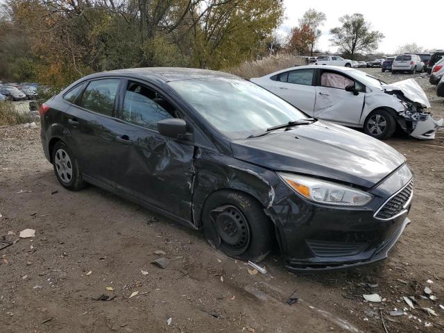 1FADP3E22GL294671 - 2016 FORD FOCUS S BLACK photo 4