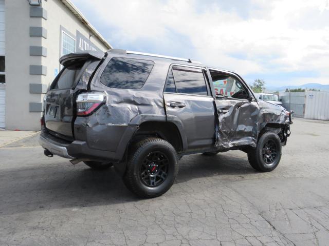 JTEBU5JR9G5404477 - 2016 TOYOTA 4RUNNER SR5/SR5 PREMIUM 灰色 照片 3