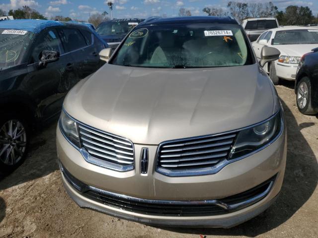 2LMPJ6LR1HBL45587 - 2017 LINCOLN MKX RESERVE Gold Foto 5