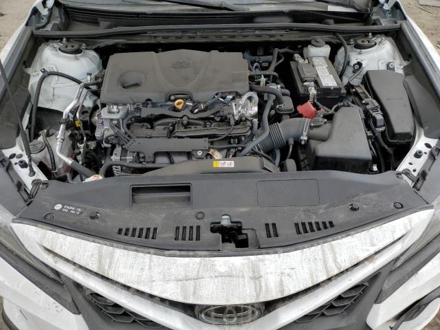 4T1G11AK4PU137961 - 2023 TOYOTA CAMRY SE NIGHT SHADE WHITE photo 11