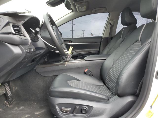 4T1G11AK4PU137961 - 2023 TOYOTA CAMRY SE NIGHT SHADE WHITE photo 7