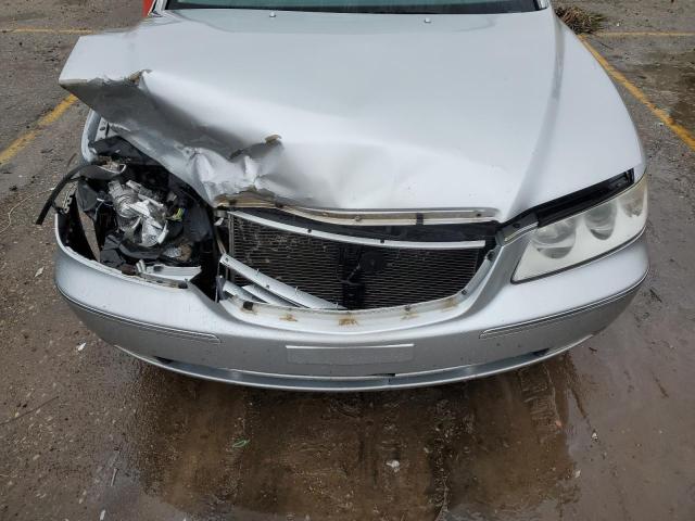 KMHFC46F68A250008 - 2008 HYUNDAI AZERA SE SILVER photo 11