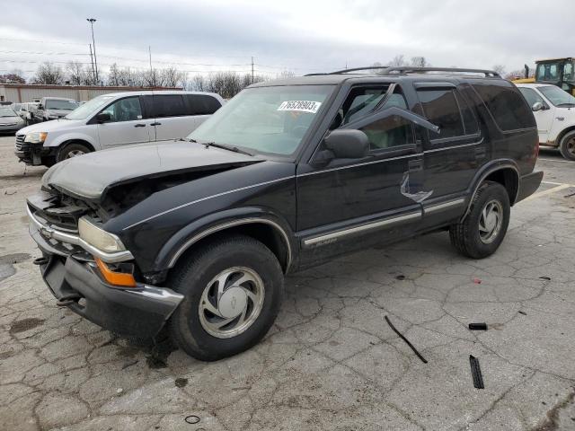 1GNDT13W812146030 - 2001 CHEVROLET BLAZER BLACK photo 1