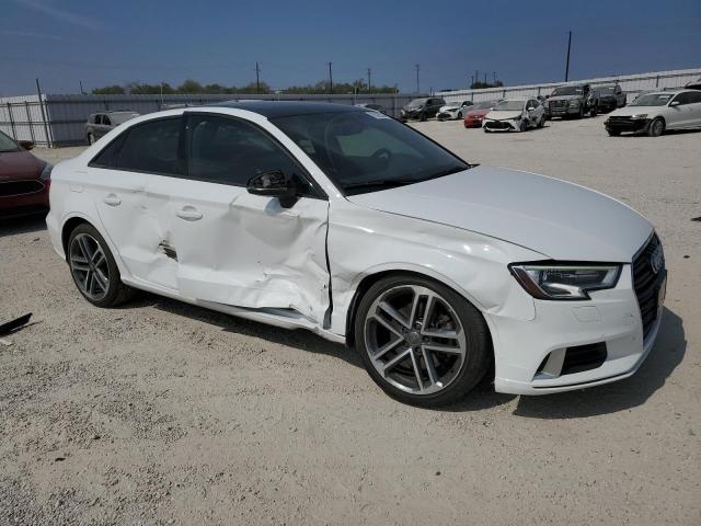 WAUAUGFF0H1028414 - 2017 AUDI A3 PREMIUM WHITE photo 4